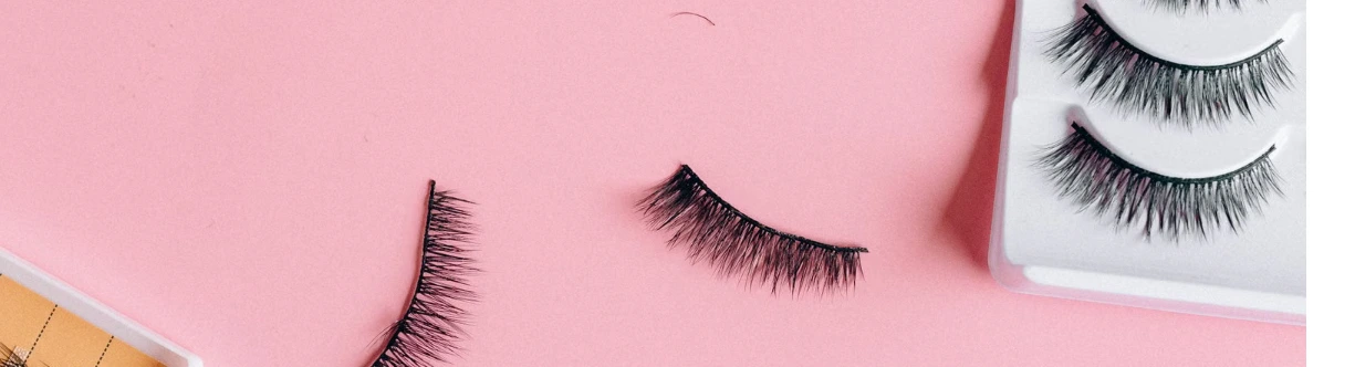 How to Start a Lash Business in 2026: License, Costs, Pricing, and Your First Clients