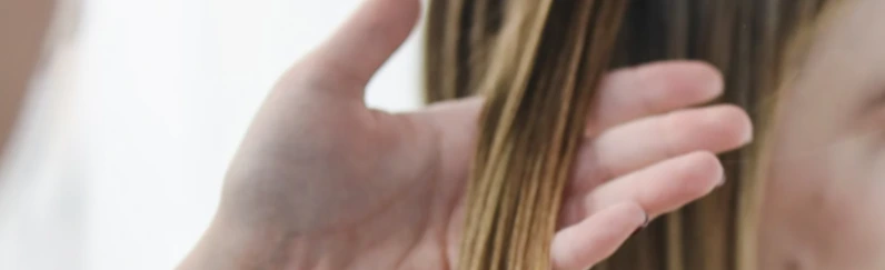 How to Keep Your Clients After Leaving a Salon (Without Breaking Your Agreement)